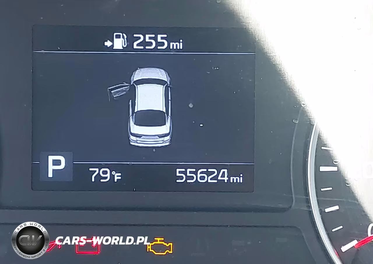 2019 Kia Optima S VIN:5XXGT4L36KG365724 - 15