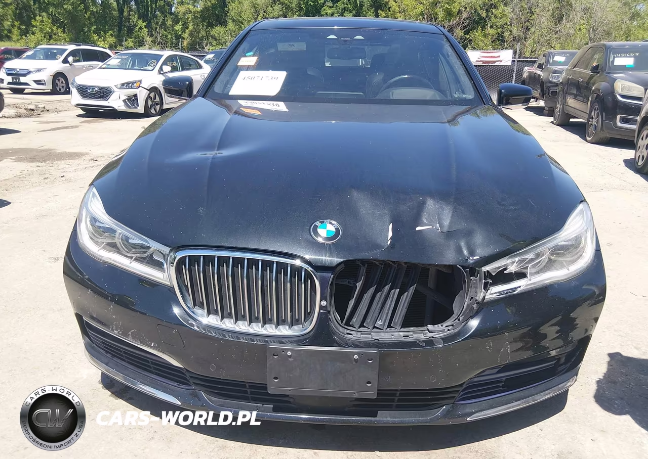 2017 BMW Alpina B7 xDrive VIN:WBA7F2C55HG422314 - 12