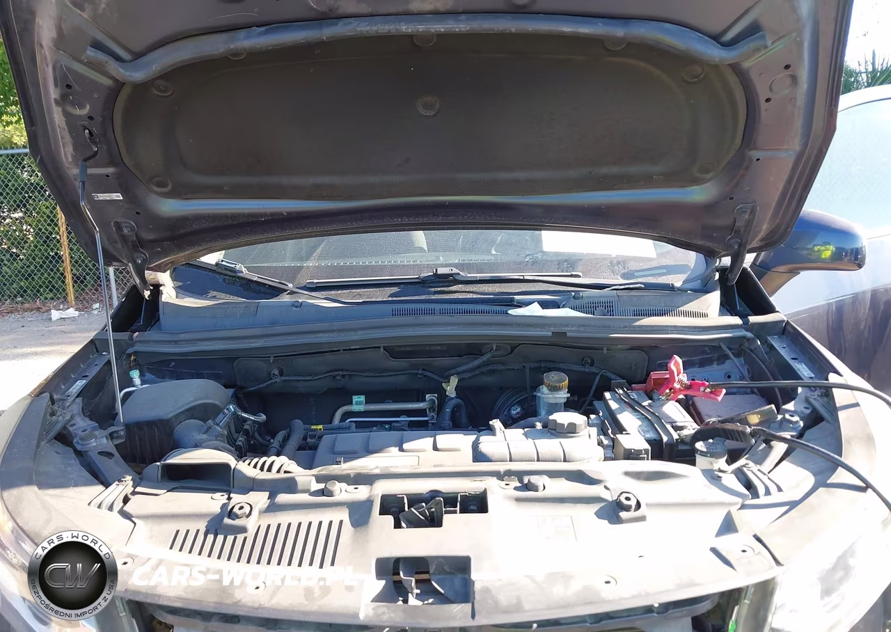 2019 Chevrolet Trax Ls VIN:3GNCJNSB2KL223871 - 10