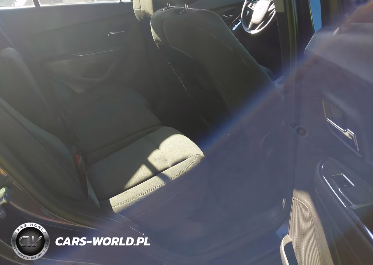 2019 Chevrolet Trax Ls VIN:3GNCJNSB2KL223871 - 8