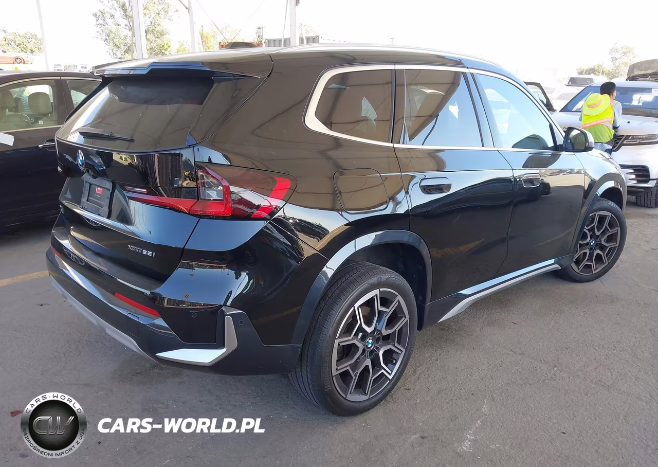 2024 BMW X1 xDrive28I VIN:WBX73EF05R5Y35170 - 4