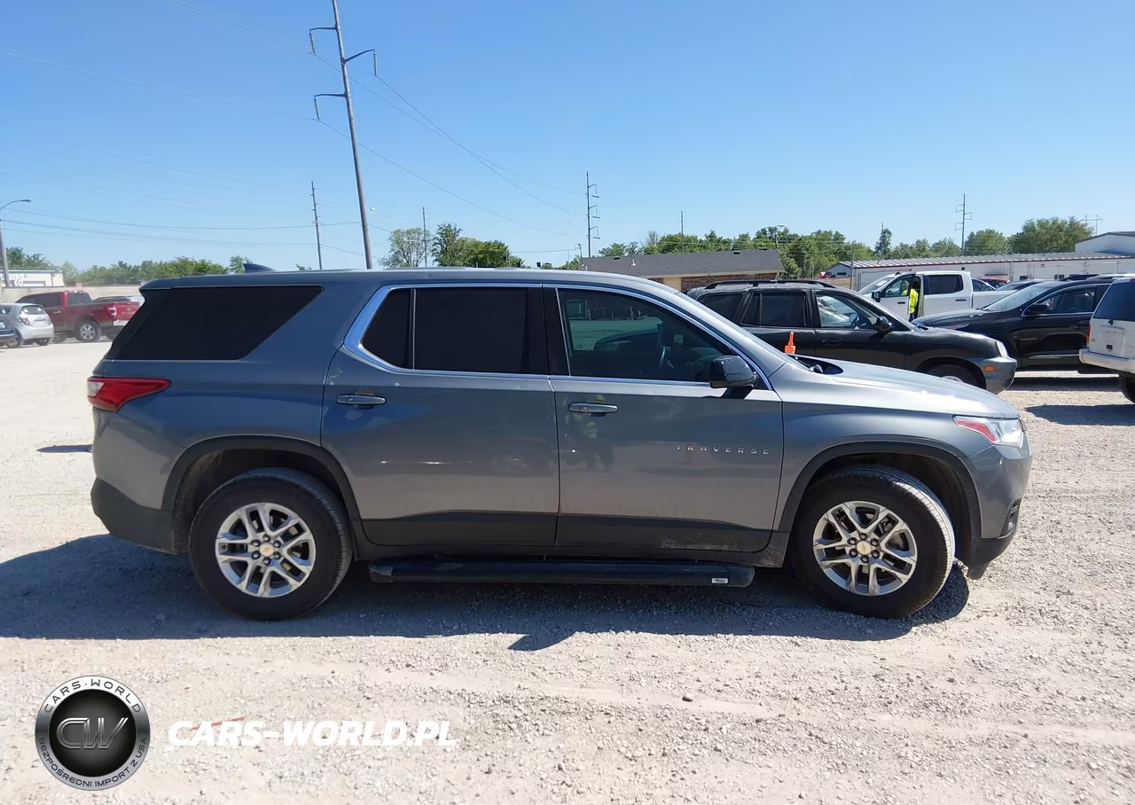 2019 Chevrolet Traverse Ls VIN:1GNERFKW0KJ175403 - 13