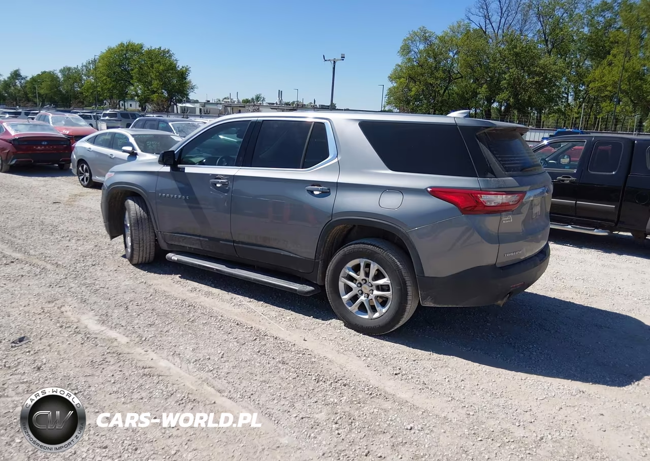 2019 Chevrolet Traverse Ls VIN:1GNERFKW0KJ175403 - 3