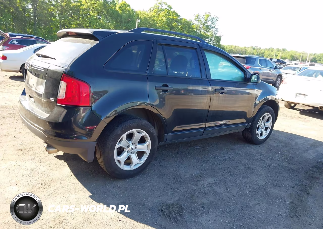 2014 Ford Edge Se VIN:2FMDK4GC5EBA03772 - 4