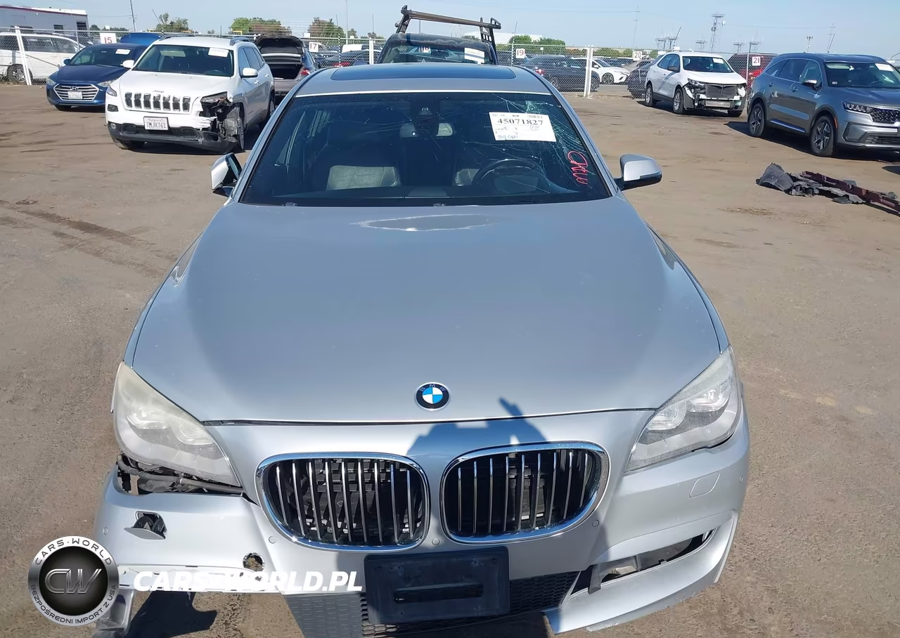 2015 BMW 750Li VIN:WBAYE8C57FD782449 - 12