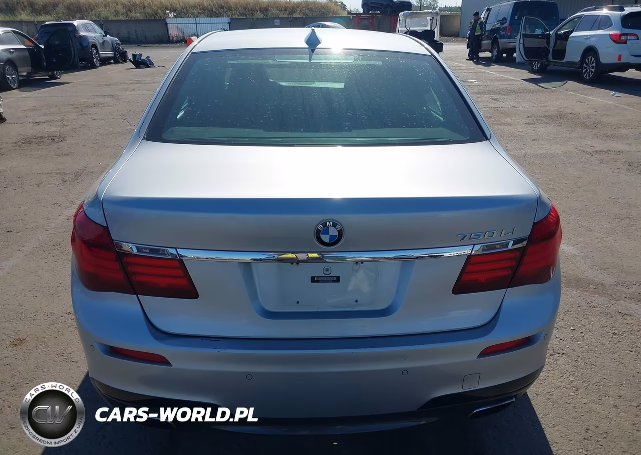 2015 BMW 750Li VIN:WBAYE8C57FD782449 - 16