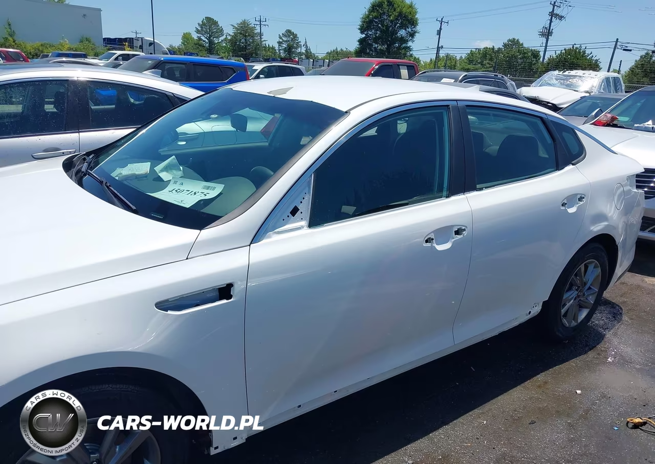 2019 Kia Optima Lx VIN:5XXGT4L36KG285193 - 17