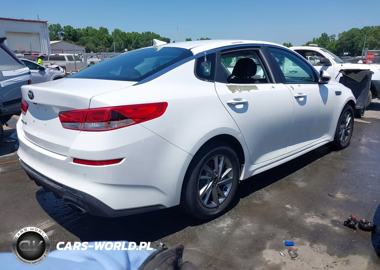 2019 Kia Optima Lx VIN:5XXGT4L36KG285193 - 4