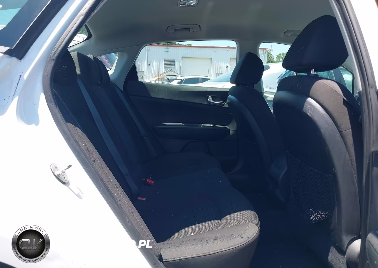 2019 Kia Optima Lx VIN:5XXGT4L36KG285193 - 8
