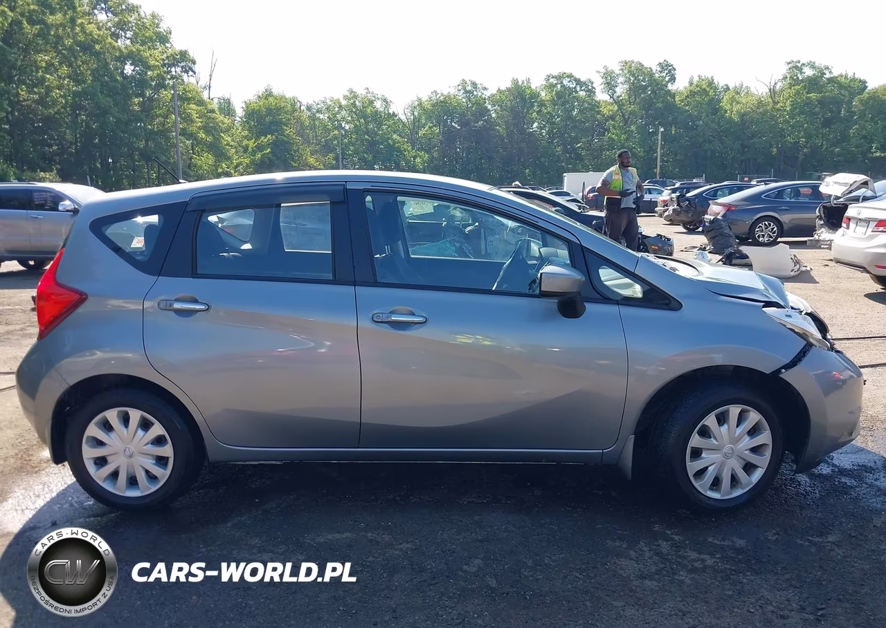 2015 Nissan Versa Note S Plus VIN:3N1CE2CP1FL441380 - 13