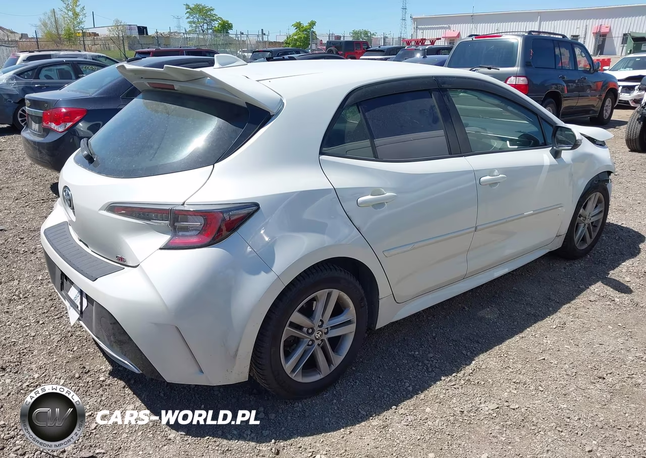 2019 Toyota Corolla Se VIN:JTNK4RBE4K3015804 - 4