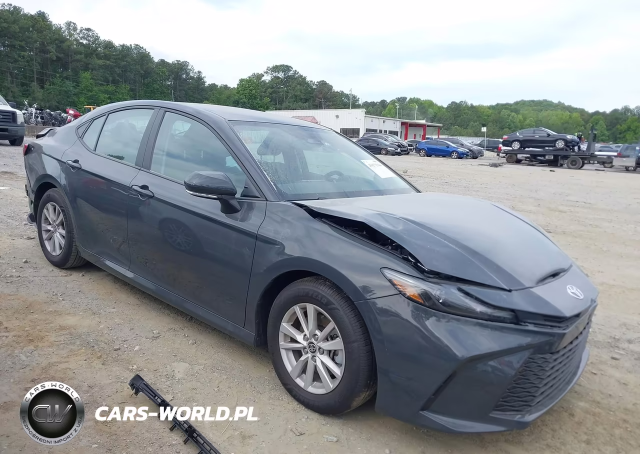 2026 Toyota Camry Le VIN:4T1DAACK6TU268710 - 13