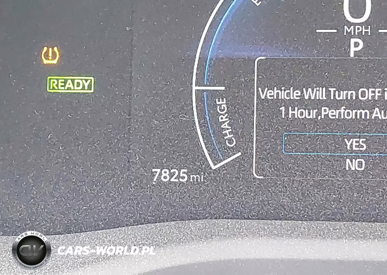 2026 Toyota Camry Le VIN:4T1DAACK0TU255774 - 15