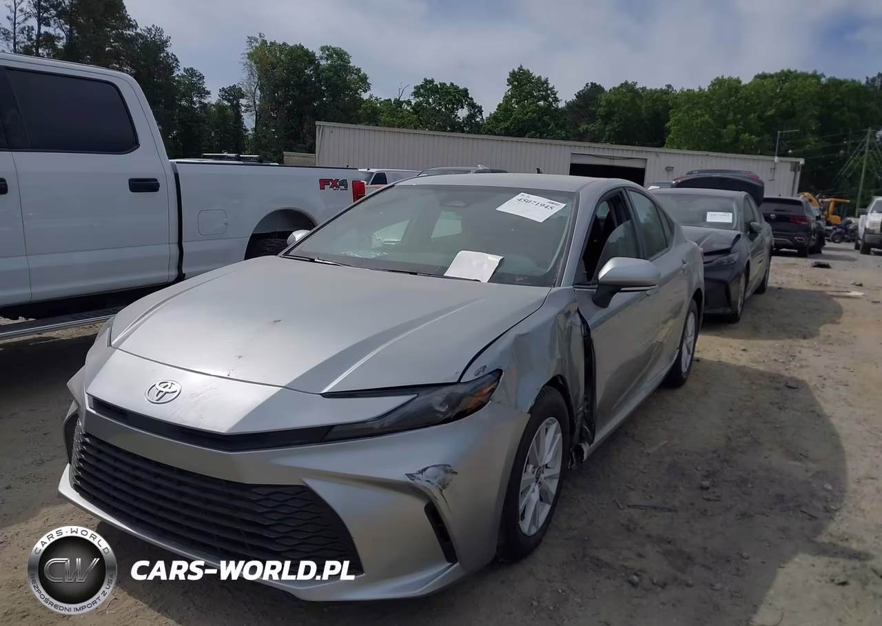 2026 Toyota Camry Le VIN:4T1DAACK0TU255774 - 2