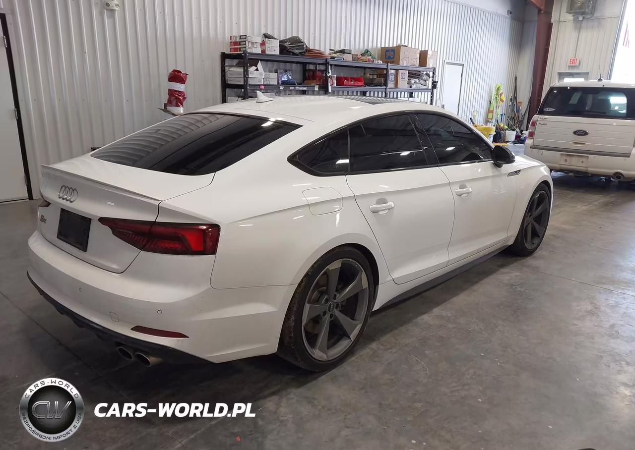 2019 Audi S5 3.0T Premium VIN:WAUB4CF51KA000469 - 4