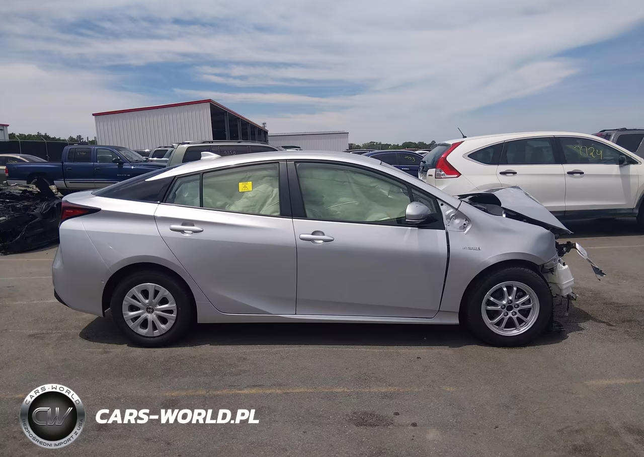 2019 Toyota Prius Le VIN:JTDKARFU8K3076359 - 14