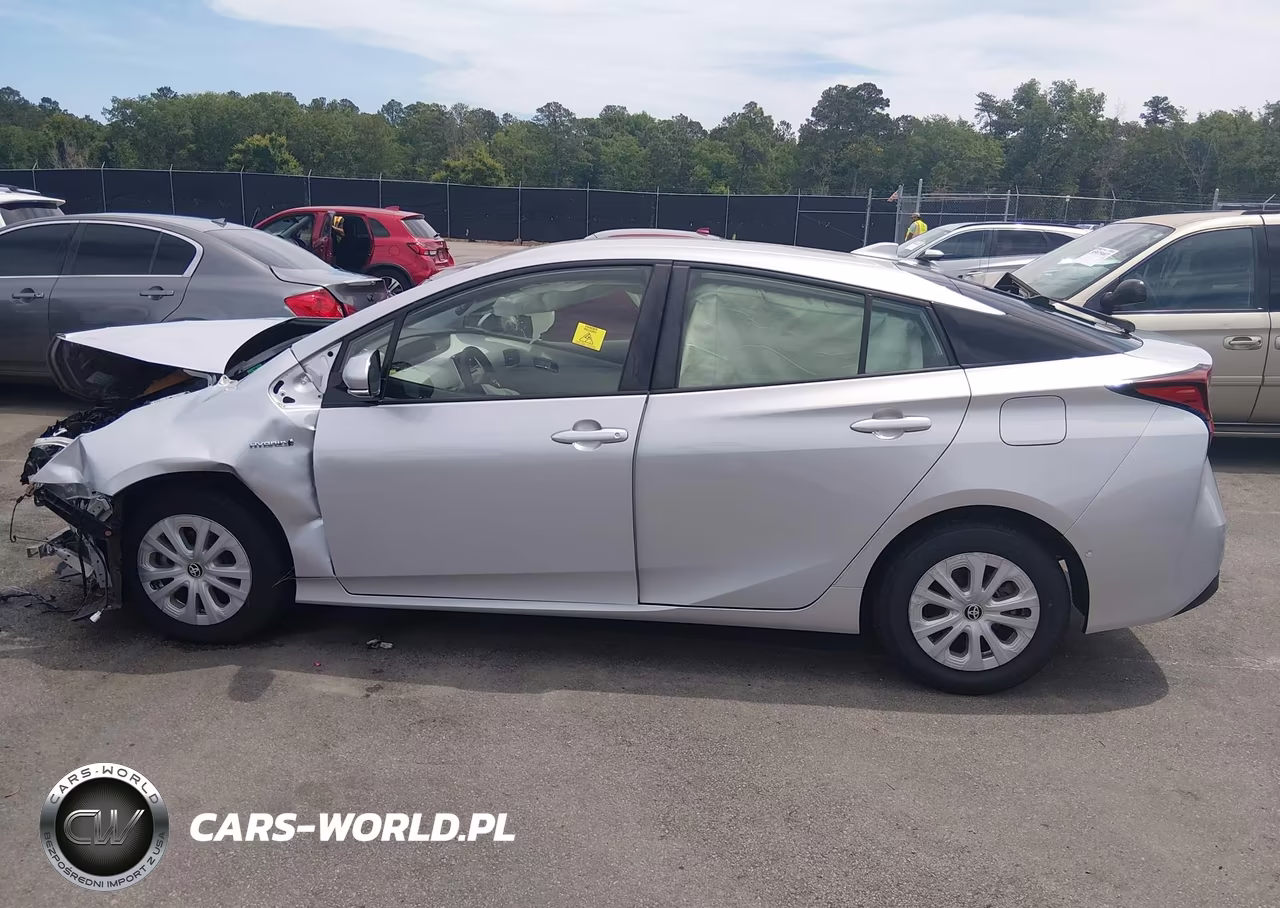 2019 Toyota Prius Le VIN:JTDKARFU8K3076359 - 15