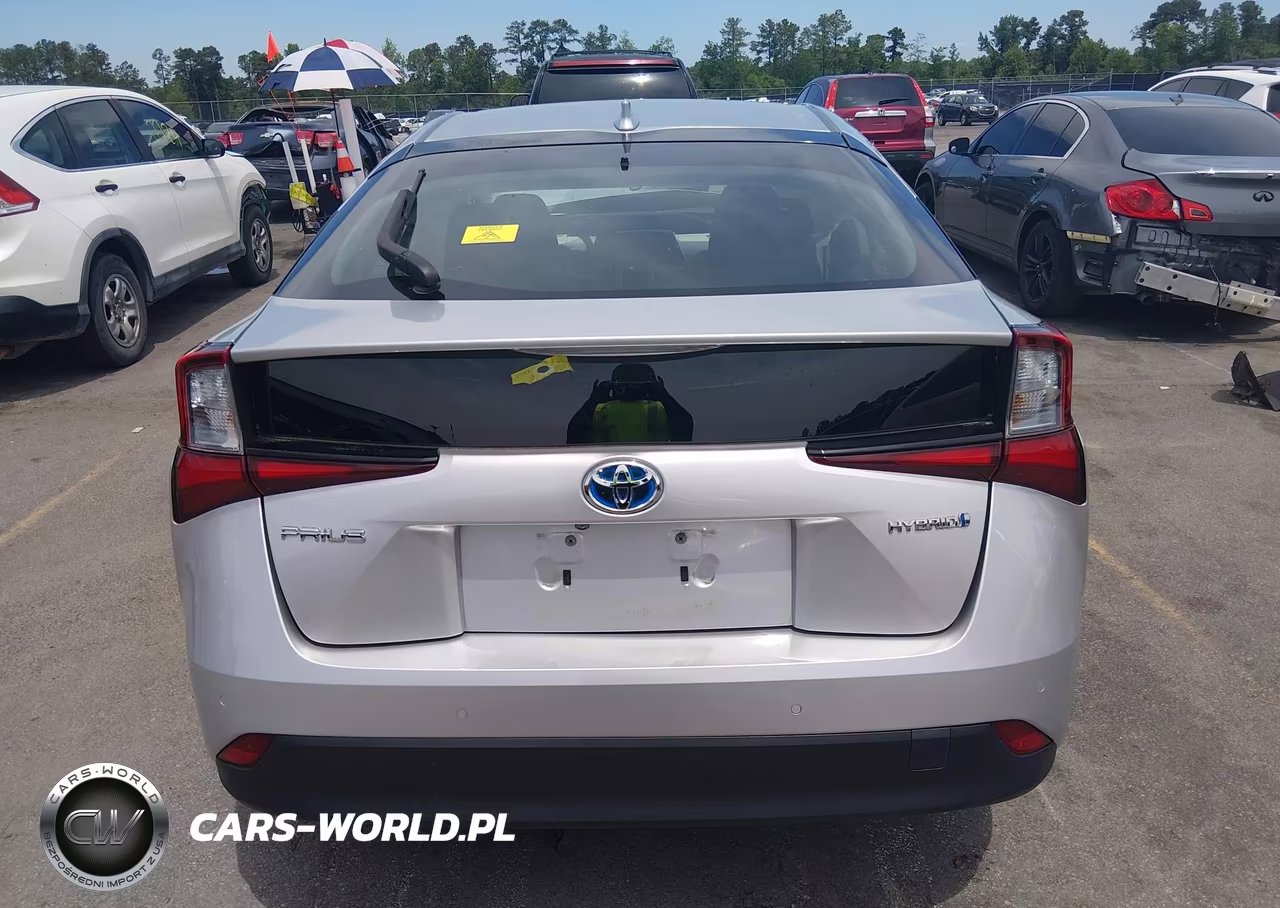 2019 Toyota Prius Le VIN:JTDKARFU8K3076359 - 17