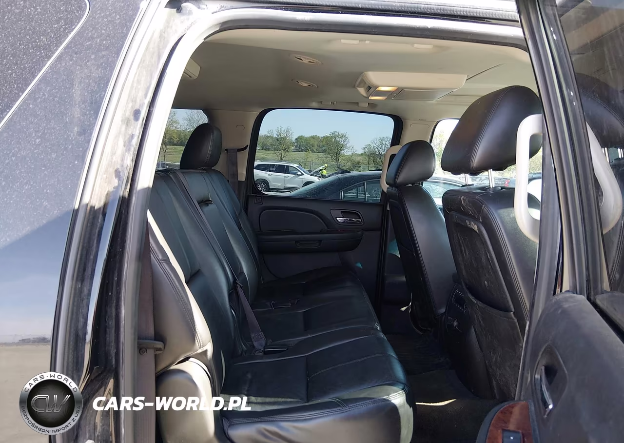 2013 Chevrolet Suburban 1500 Lt VIN:1GNSKJE78DR230120 - 8