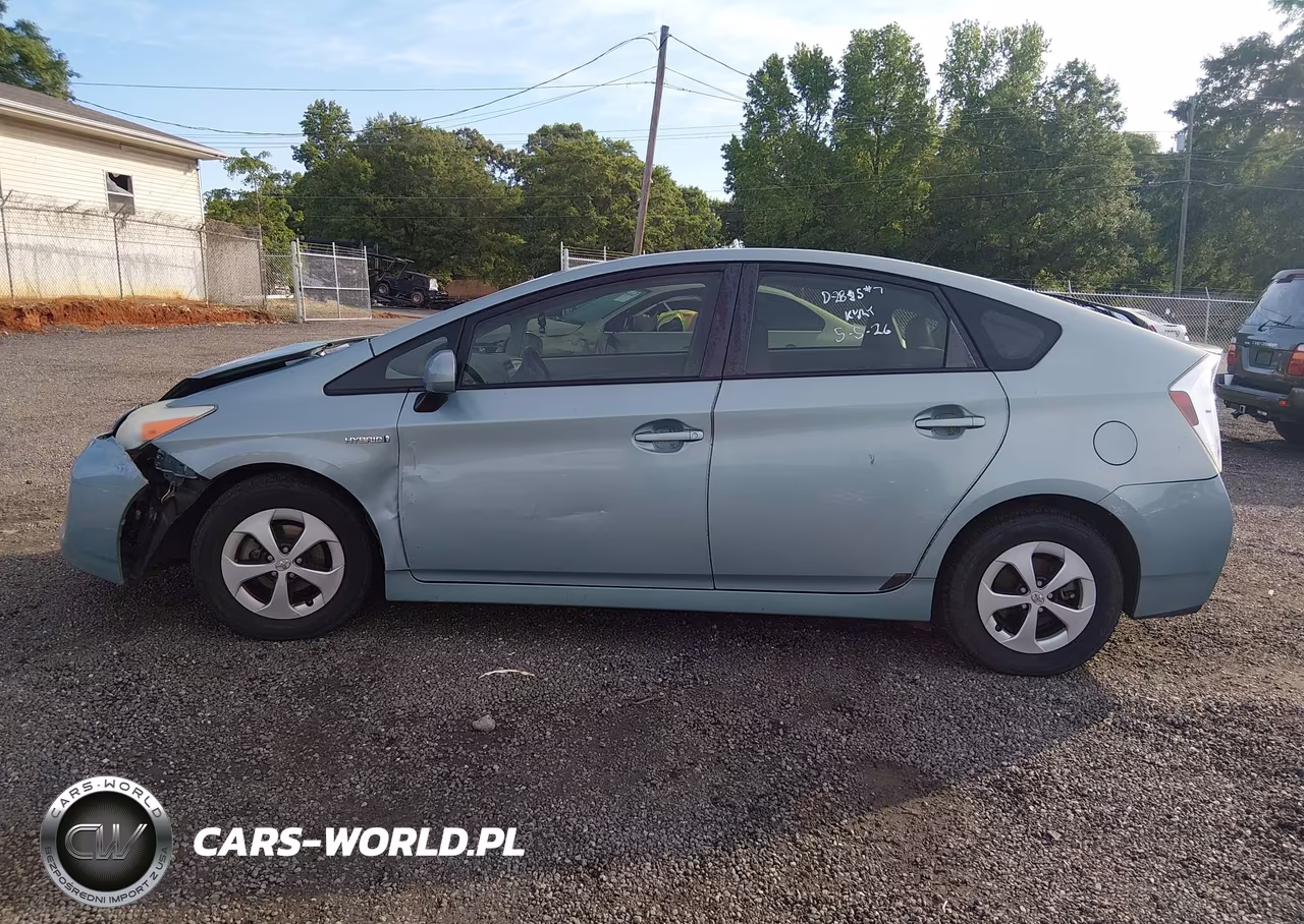 2013 Toyota Prius Four VIN:JTDKN3DU3D1671705 - 14