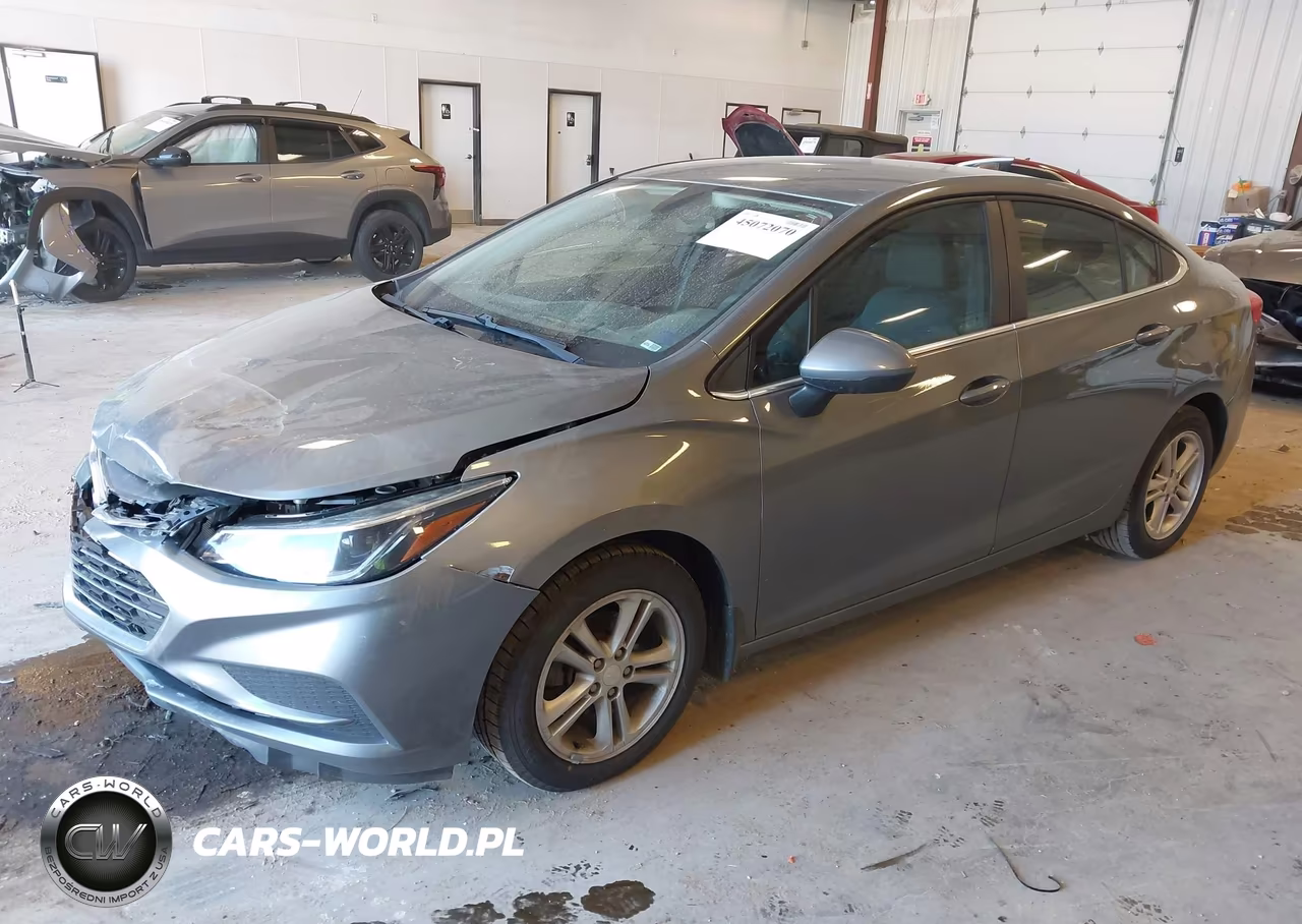 2018 Chevrolet Cruze Lt Auto VIN:1G1BE5SM3J7245187 - 2