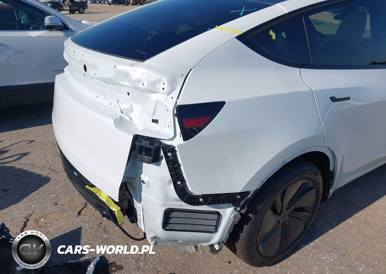 2026 Tesla Model Y Premium Rear-Wheel Drive-Rear-Wheel Drive VIN:7SAYGDED5TA680128 - 23