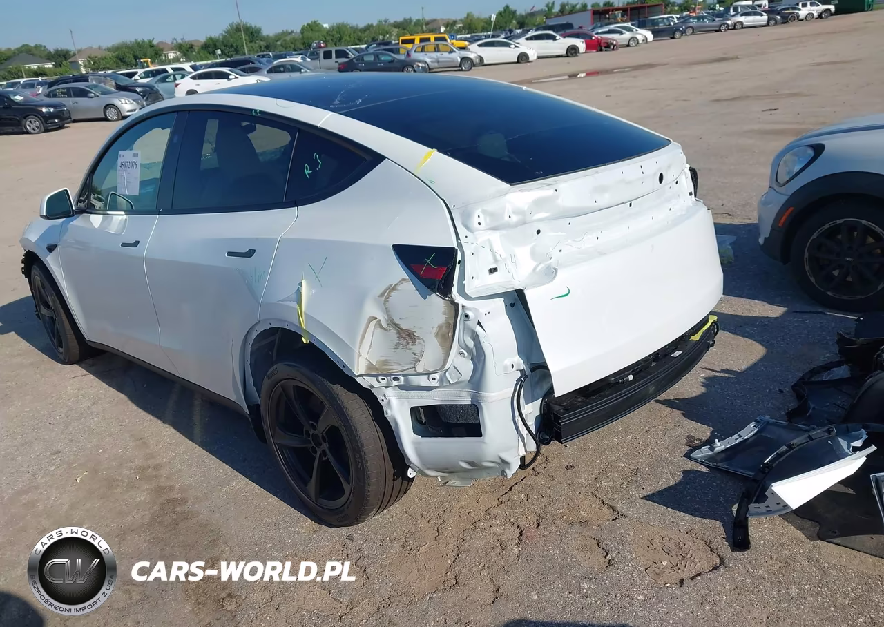2026 Tesla Model Y Premium Rear-Wheel Drive-Rear-Wheel Drive VIN:7SAYGDED5TA680128 - 3