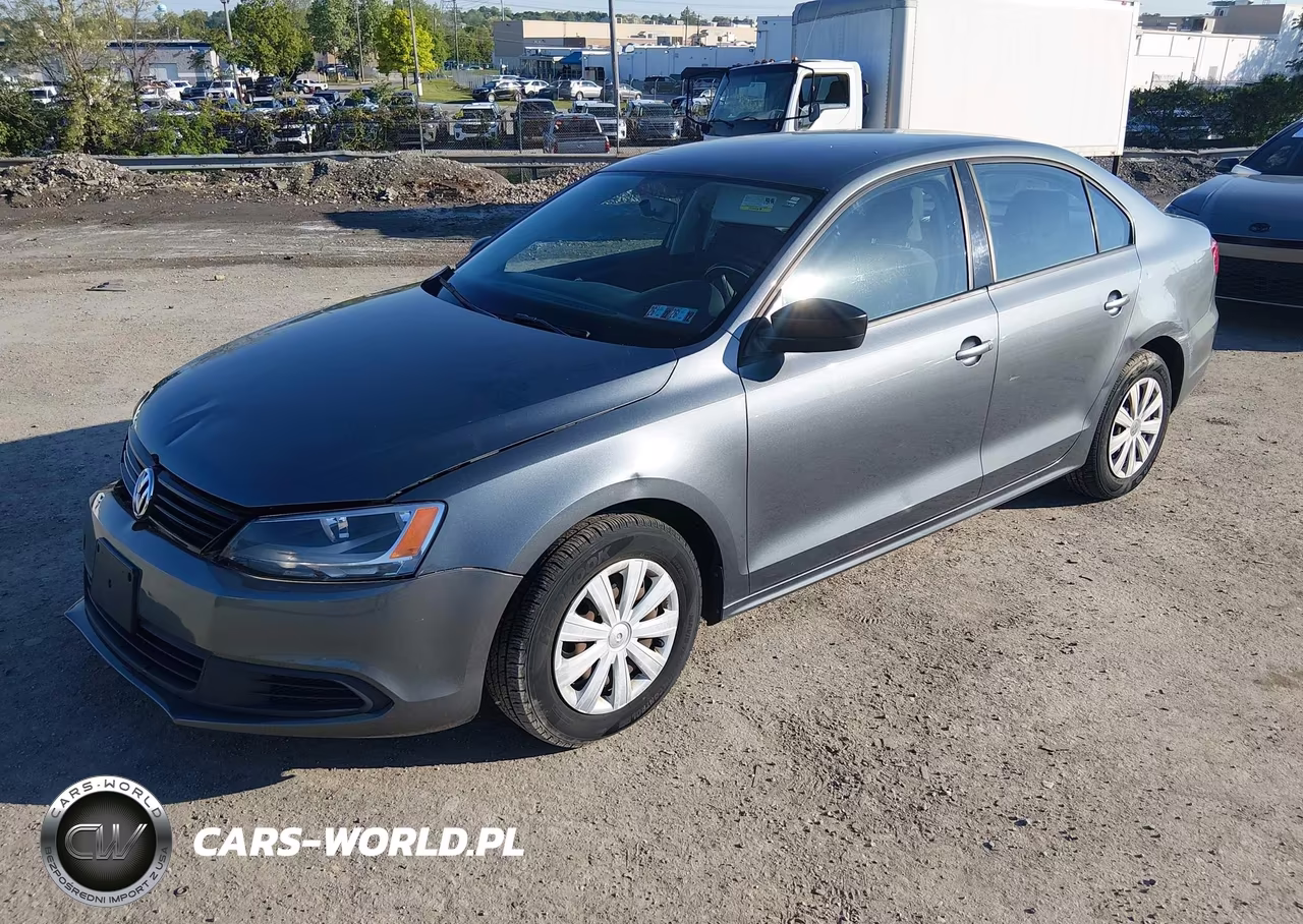 2013 Volkswagen Jetta 2.0L S VIN:3VW2K7AJ7DM261905 - 2