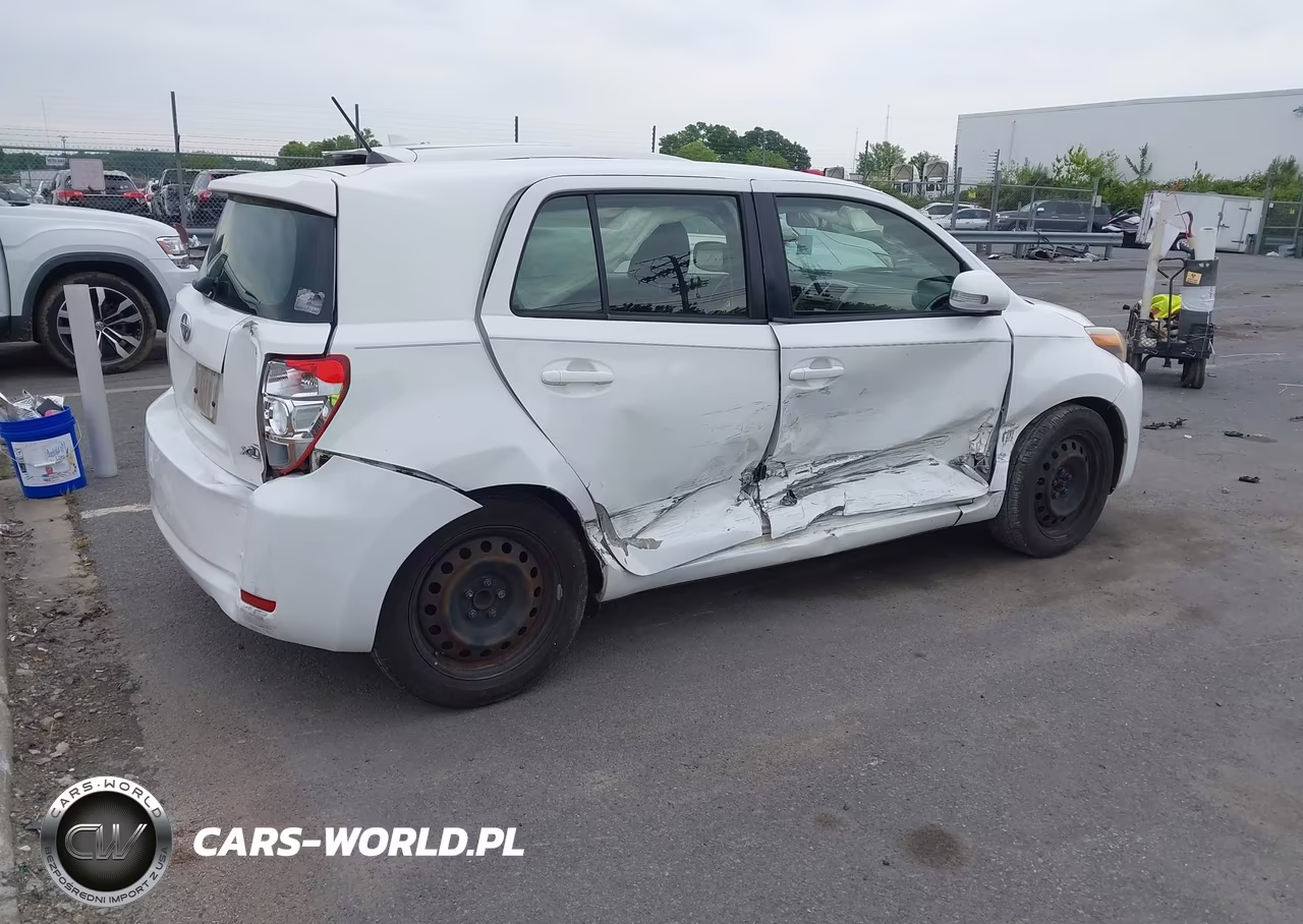 2013 Scion Xd VIN:JTKKUPB48D1035609 - 4
