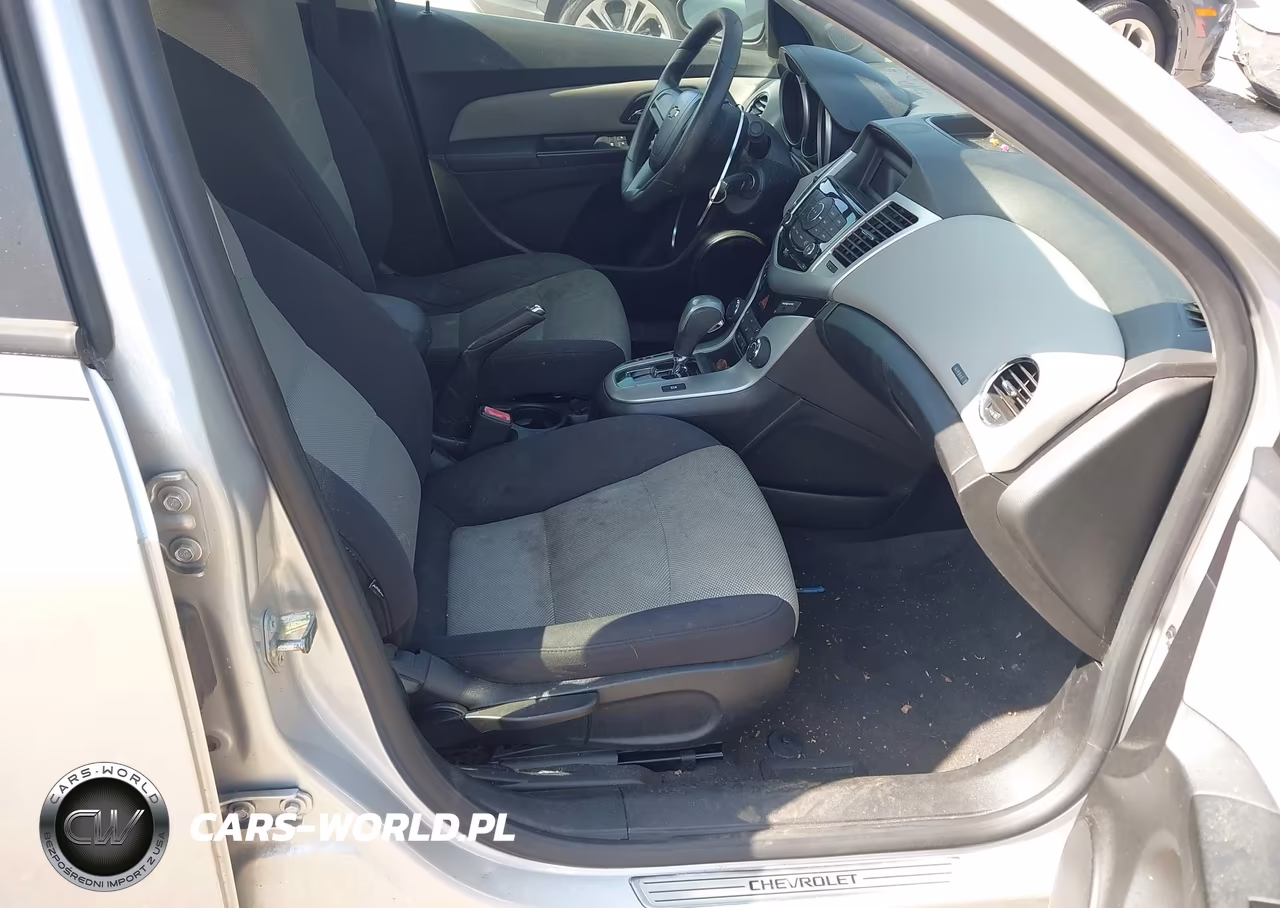 2013 Chevrolet Cruze Ls Auto VIN:1G1PA5SG0D7112161 - 5