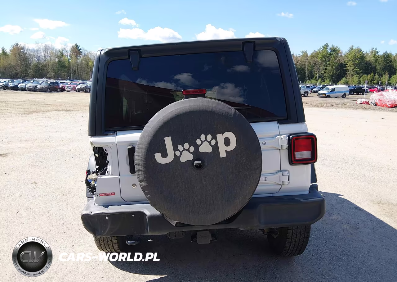 2018 Jeep Wrangler Unlimited Sport S 4X4 VIN:1C4HJXDG0JW102090 - 17