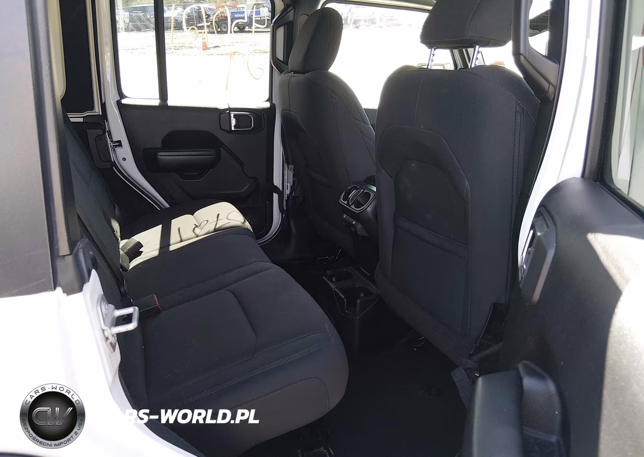 2018 Jeep Wrangler Unlimited Sport S 4X4 VIN:1C4HJXDG0JW102090 - 8