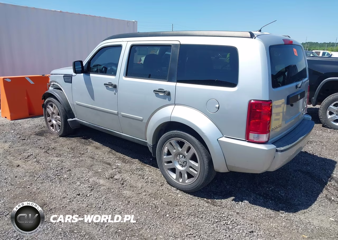 2011 Dodge Nitro Heat VIN:1D4PT4GK2BW605418 - 3