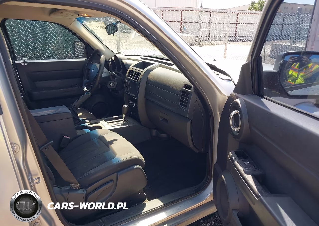 2011 Dodge Nitro Heat VIN:1D4PT4GK2BW605418 - 5