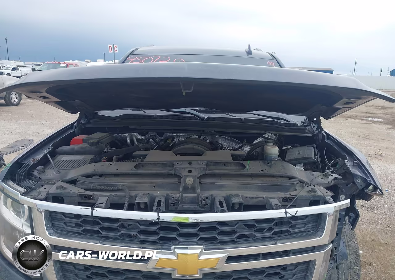2017 Chevrolet Tahoe Ls VIN:1GNSCAKC9HR310563 - 10
