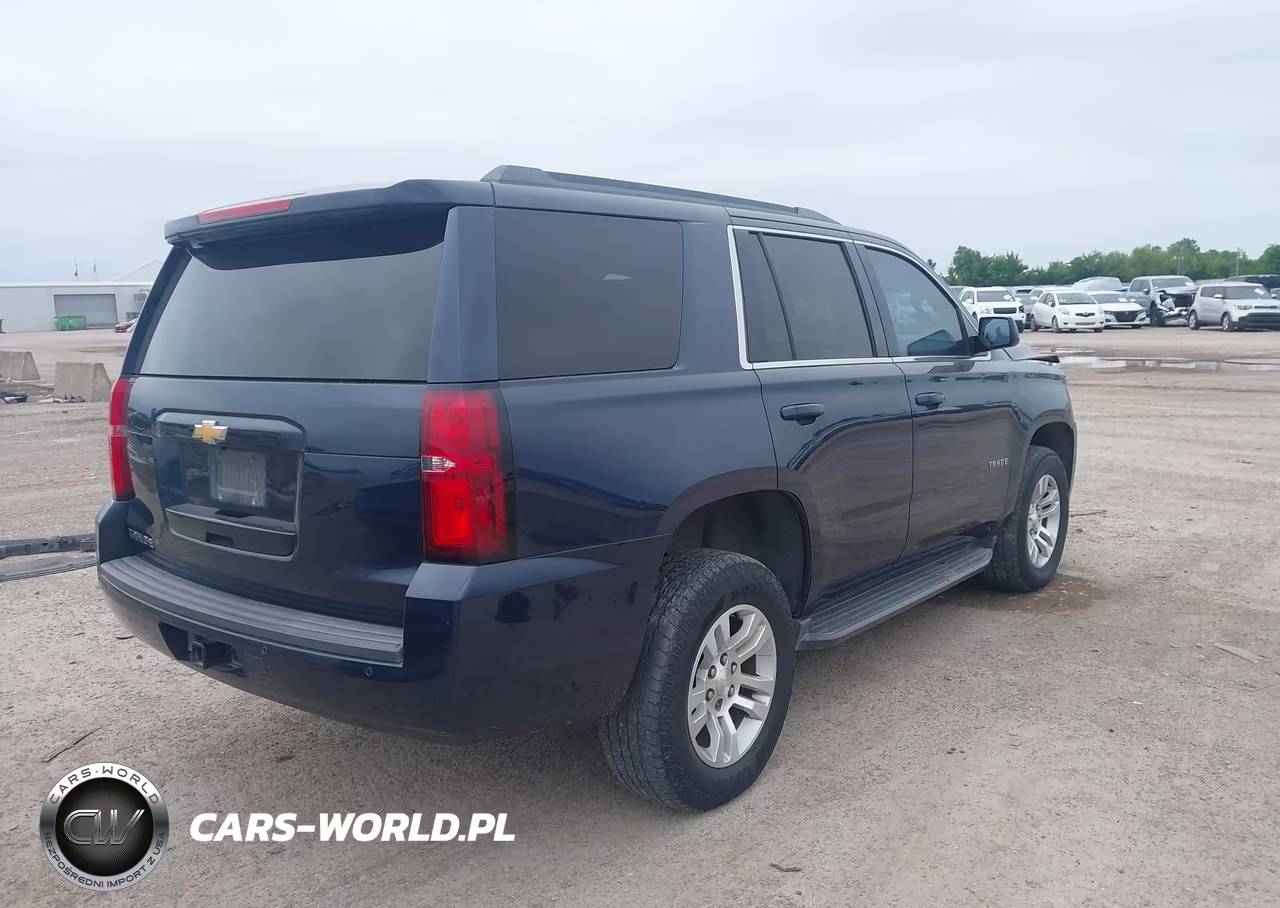 2017 Chevrolet Tahoe Ls VIN:1GNSCAKC9HR310563 - 4