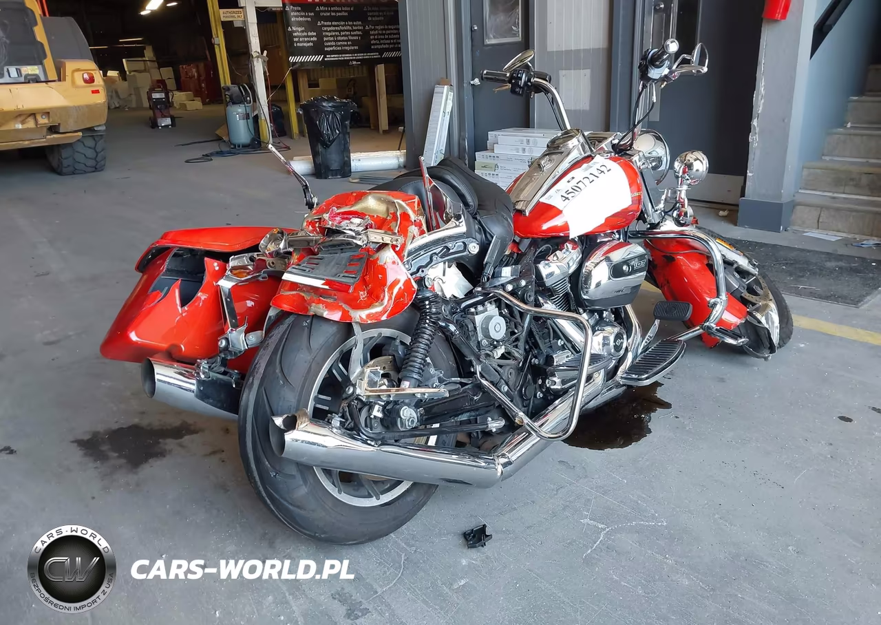 2017 Harley-Davidson Flhr Road King VIN:1HD1FBC15HB673464 - 4