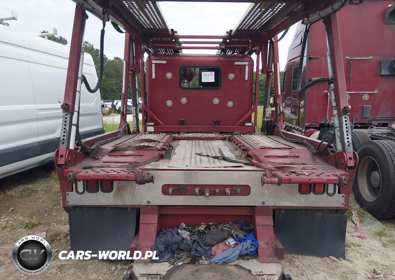 2006 Peterbilt 379 VIN:1NP5DB9X56D633478 - 8