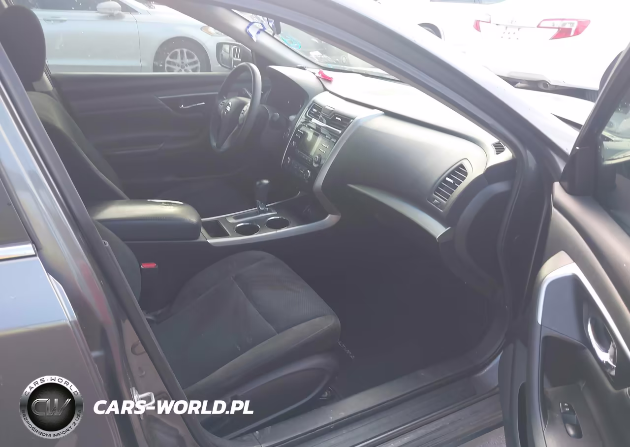 2015 Nissan Altima 2.5 S VIN:1N4AL3AP2FN918410 - 5