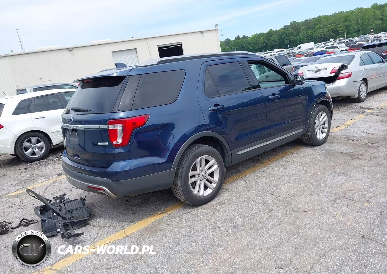 2017 Ford Explorer Xlt VIN:1FM5K7DH8HGC10241 - 4