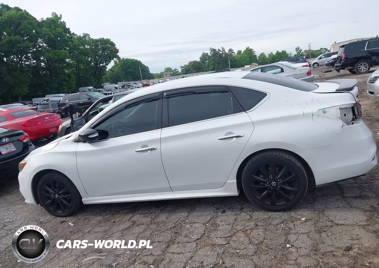 2018 Nissan Sentra Sr VIN:3N1AB7AP5JY276560 - 15