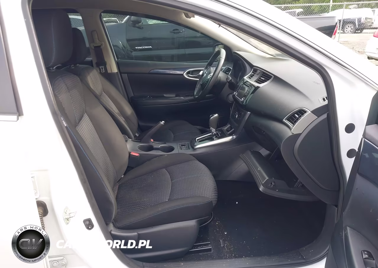 2018 Nissan Sentra Sr VIN:3N1AB7AP5JY276560 - 5