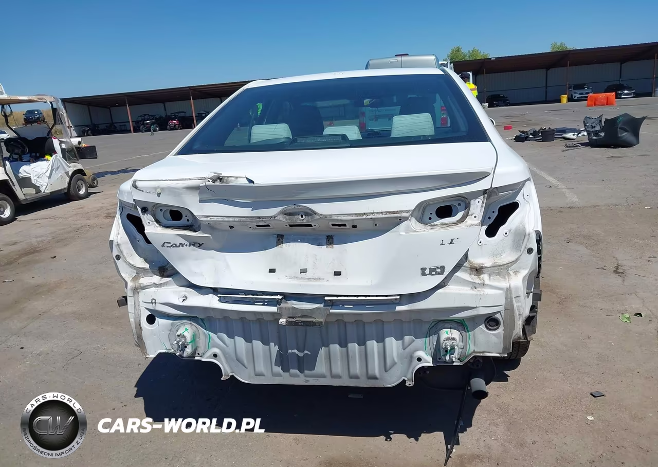 2014 Toyota Camry Hybrid Le VIN:4T1BD1FK7EU103374 - 6