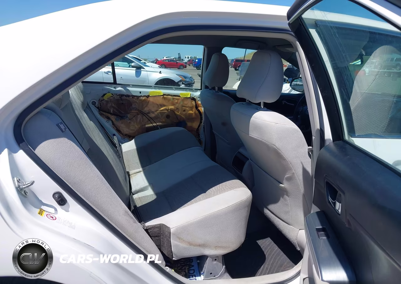 2014 Toyota Camry Hybrid Le VIN:4T1BD1FK7EU103374 - 8