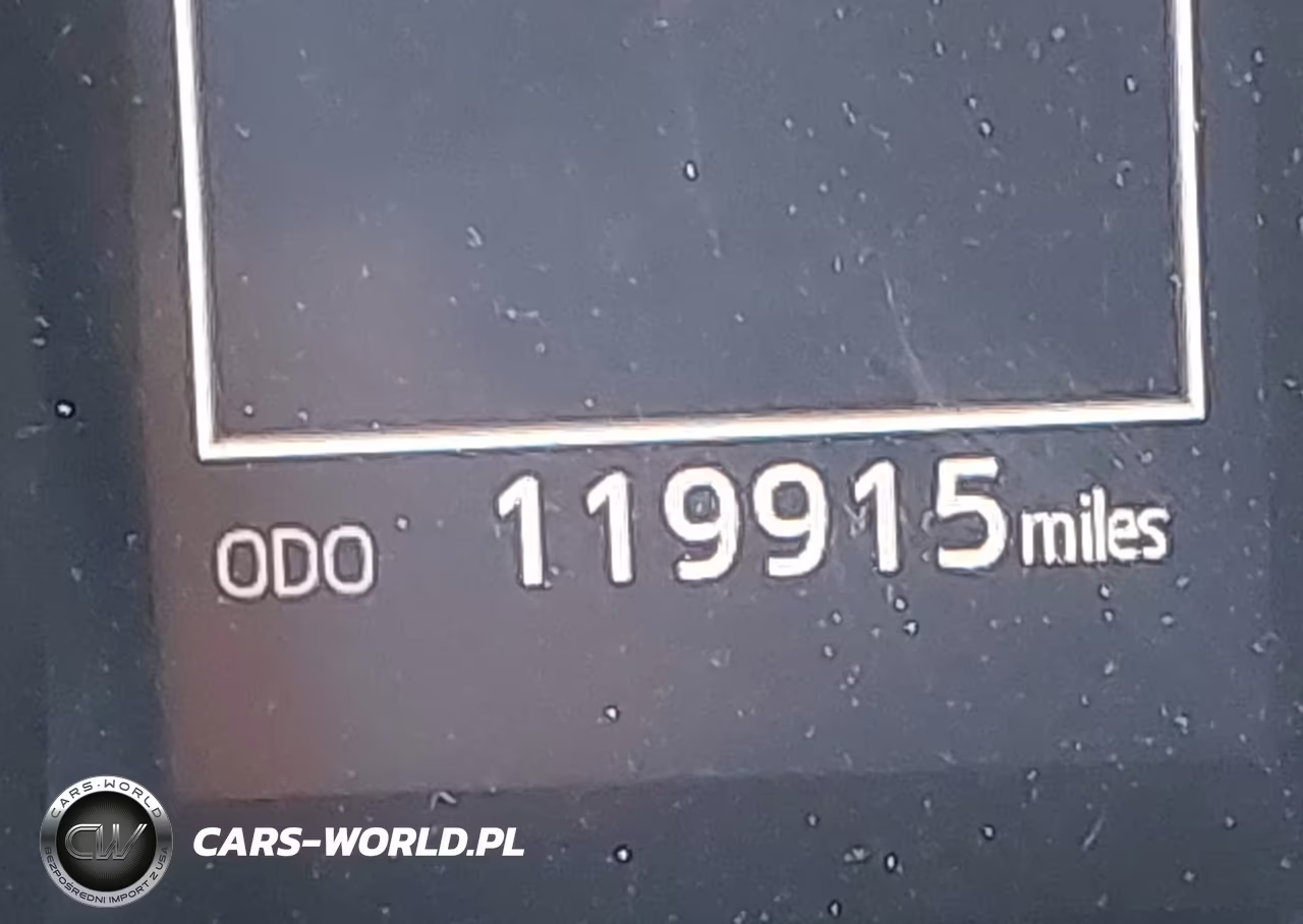 2018 Toyota Camry Le VIN:JTNB11HK9J3038811 - 15