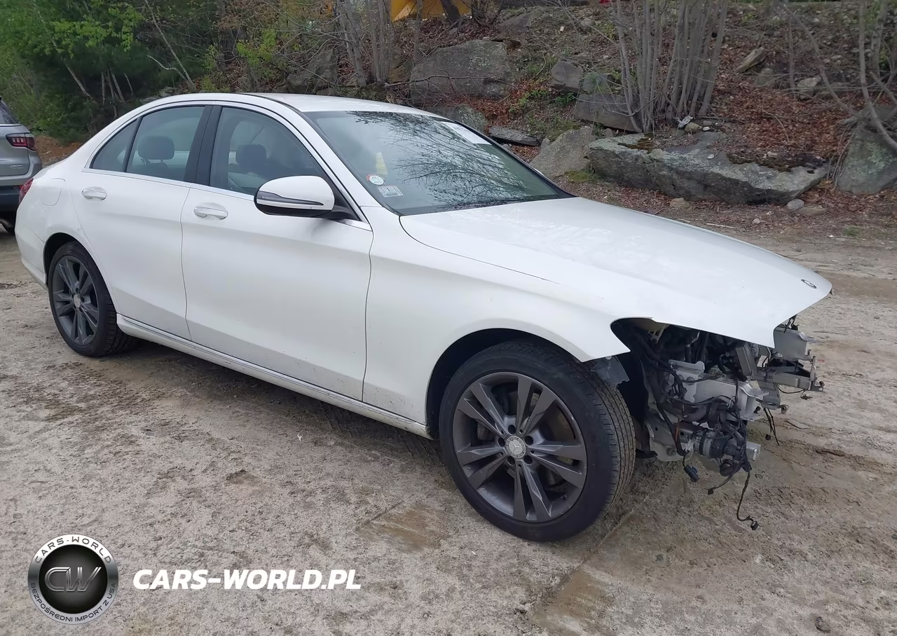 2016 Mercedes-Benz C-Class C 300 – zdjęcie 1 z 17
