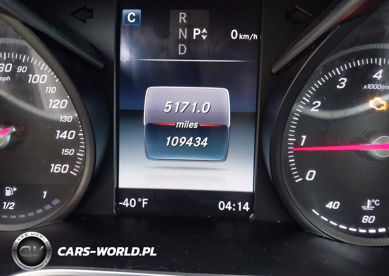 2016 Mercedes-Benz C-Class C 300 VIN:55SWF4KB6GU134813 - 16
