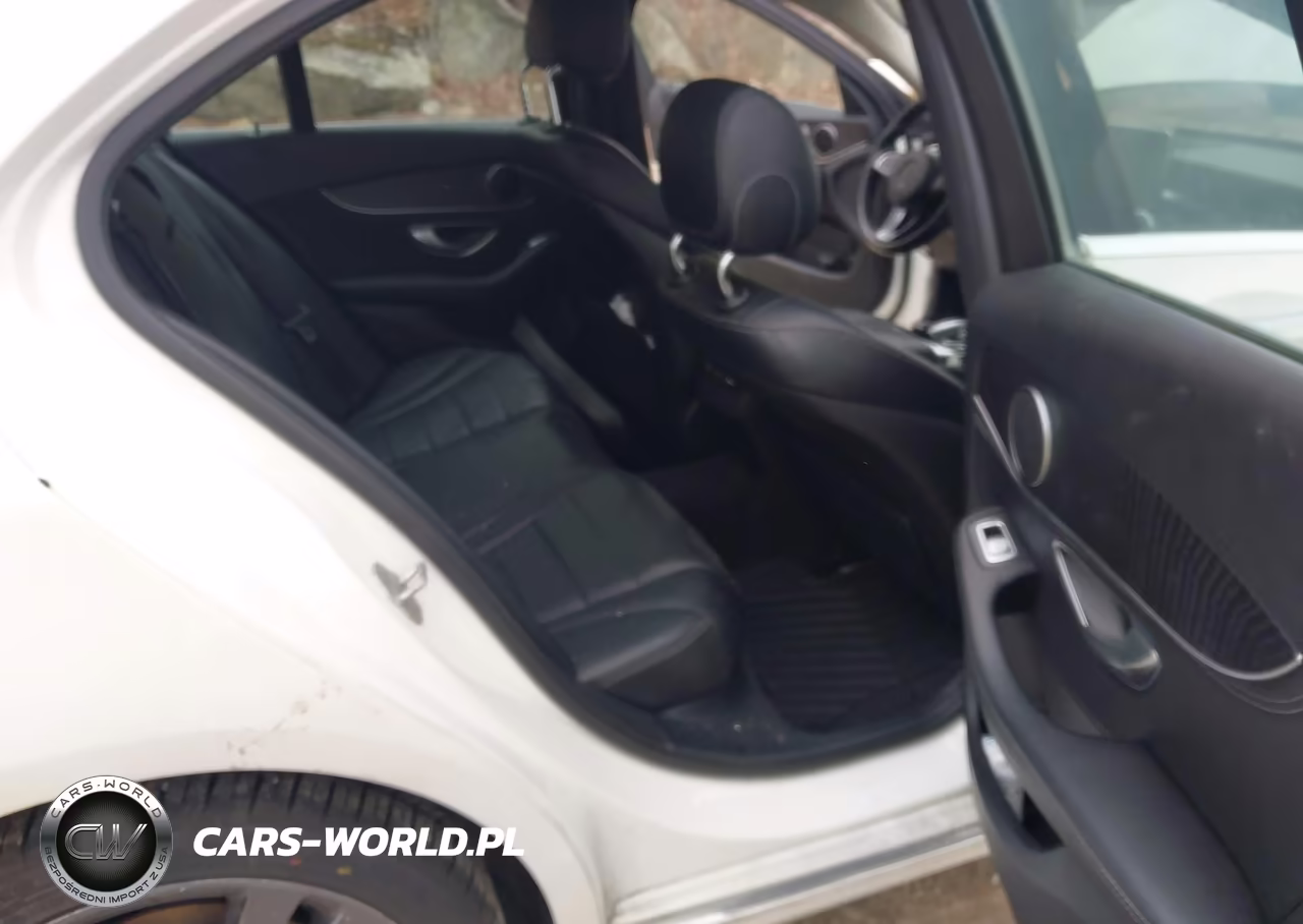 2016 Mercedes-Benz C-Class C 300 VIN:55SWF4KB6GU134813 - 8