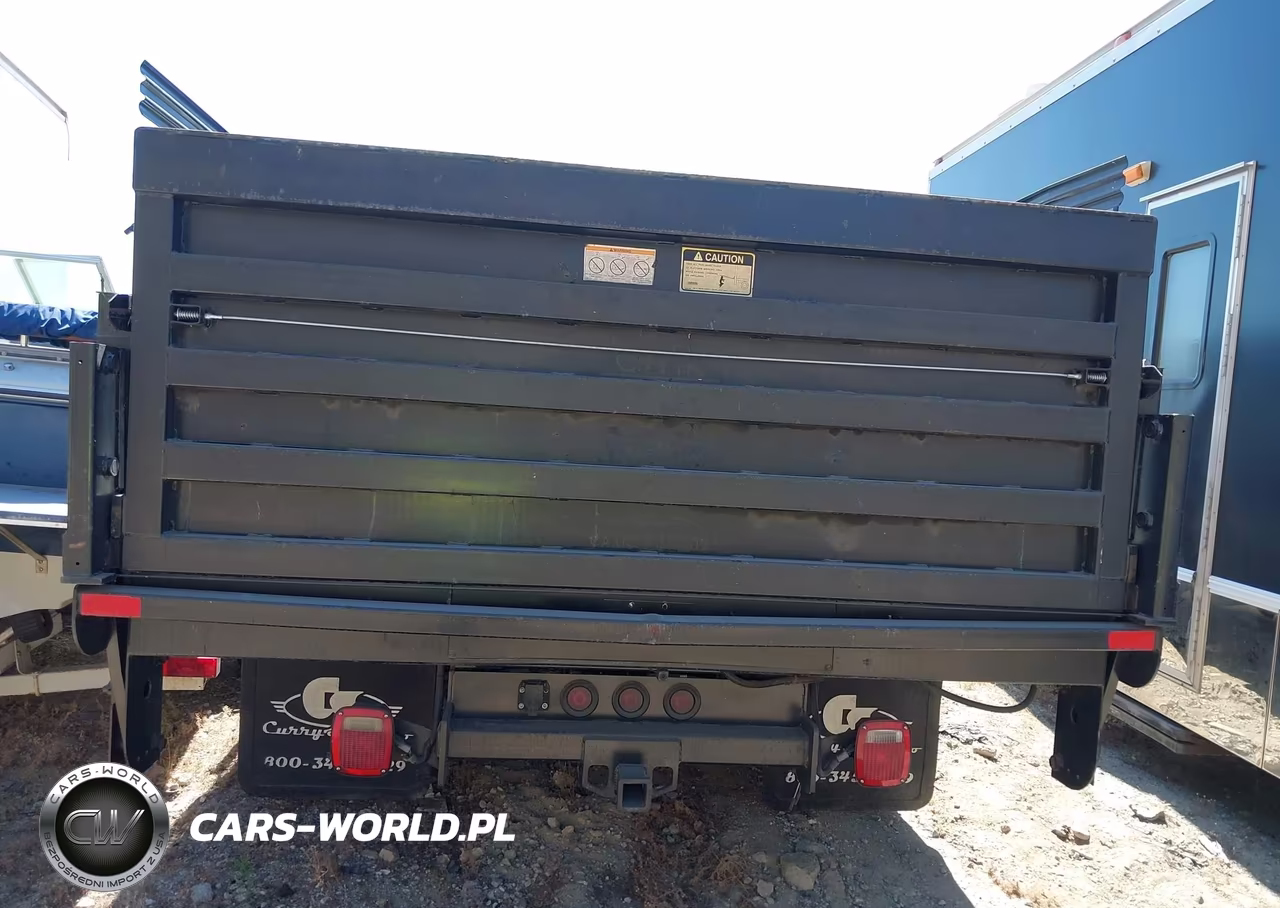 2018 Ford F-350 Chassis Xl VIN:1FDRF3G67JEC20043 - 18