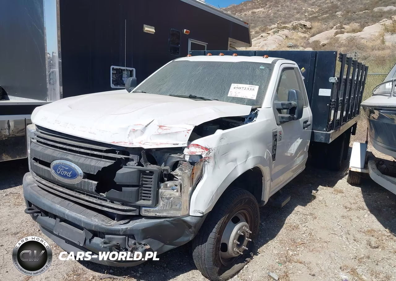 2018 Ford F-350 Chassis Xl VIN:1FDRF3G67JEC20043 - 2